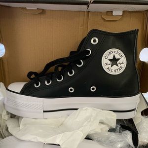 BLACK HIGH TOP PLATFORM CONVERSE